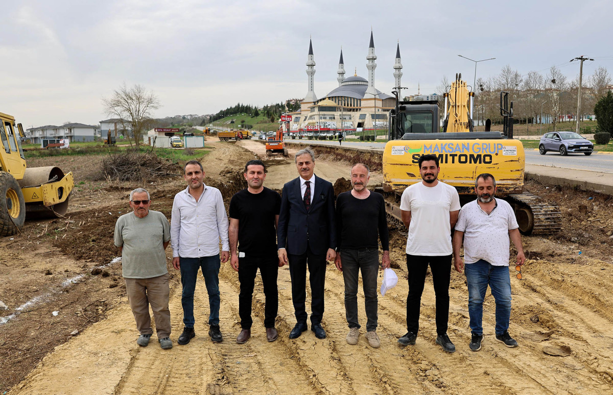 Başkan Alemdar, metrobüs hattında çalışmaları inceledi:  