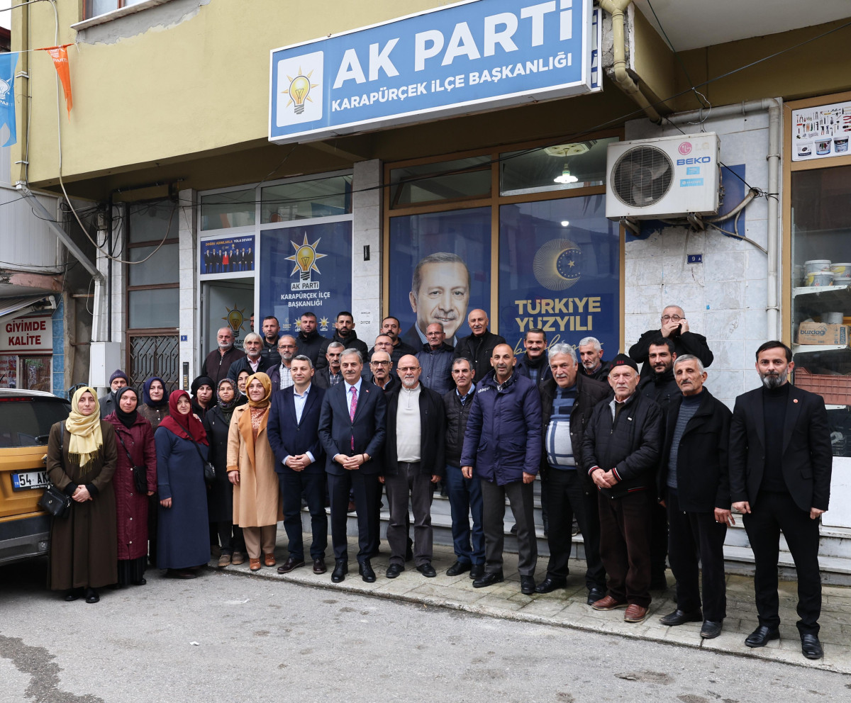 Başkan Yusuf Alemdar, Karapürçek’te “İlçenin gelişimine katkı sunacak adımları kararlılıkla atıyoruz”