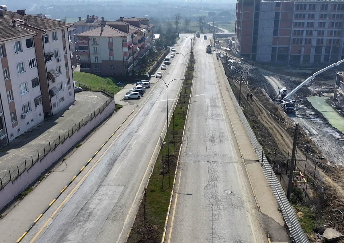 Büyükşehir ‘yeşil’ dokunuşla şehrin çehresini değiştiriyor