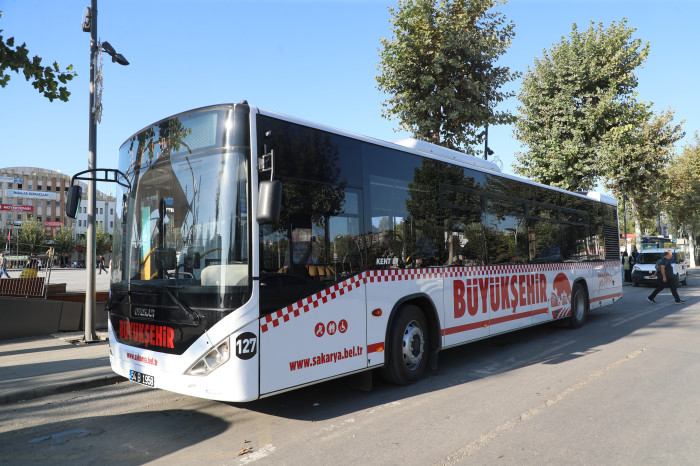 Büyükşehir’in ücretsiz ve indirimli tarifesine öğrencilerden yoğun ilgi