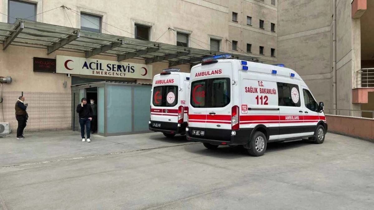 Düğünde tavuk ve pilav yiyen 22 kişi hastanelik oldu