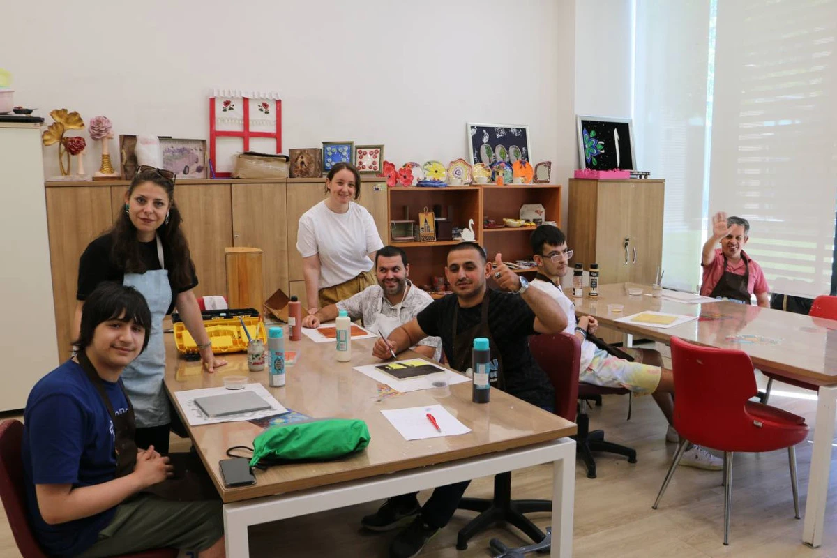 Engelsiz hobi atölyelerinde yaz dönemi başladı