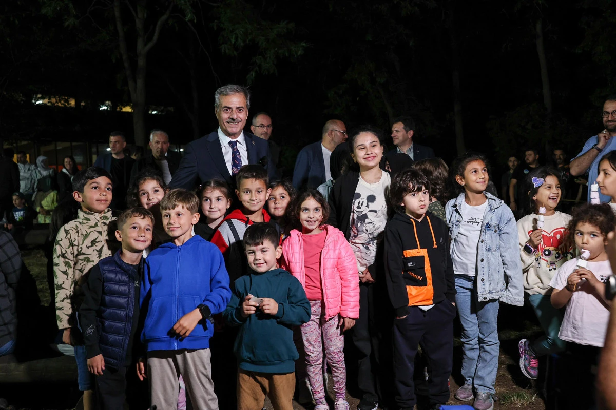 Kamp ateşini Başkan Yusuf Alemdar yaktı: “Geleceğin mimarı evlatlarımızı desteklemeye devam edeceğiz”
