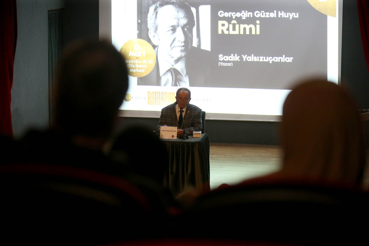 Yalsızuçanlar’ın sözleriyle Rumi: “O’nun fikirleri insanı hakikate ulaştıran bir köprü”