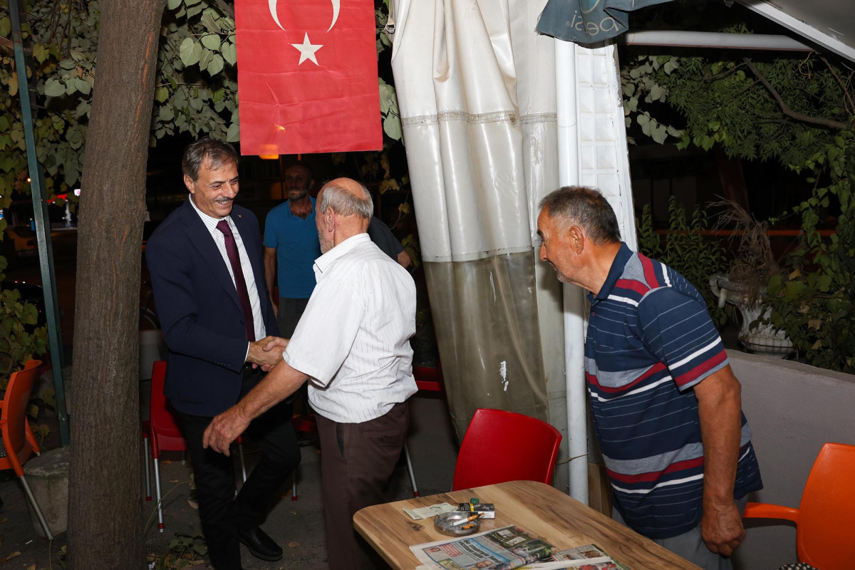 Yusuf Alemdar Sakarya’da adım adım vatandaşlarla kucaklaşıyor: 